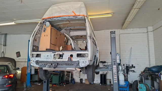 Restaurierung VW T3 – Karosseriearbeiten, Foto 20